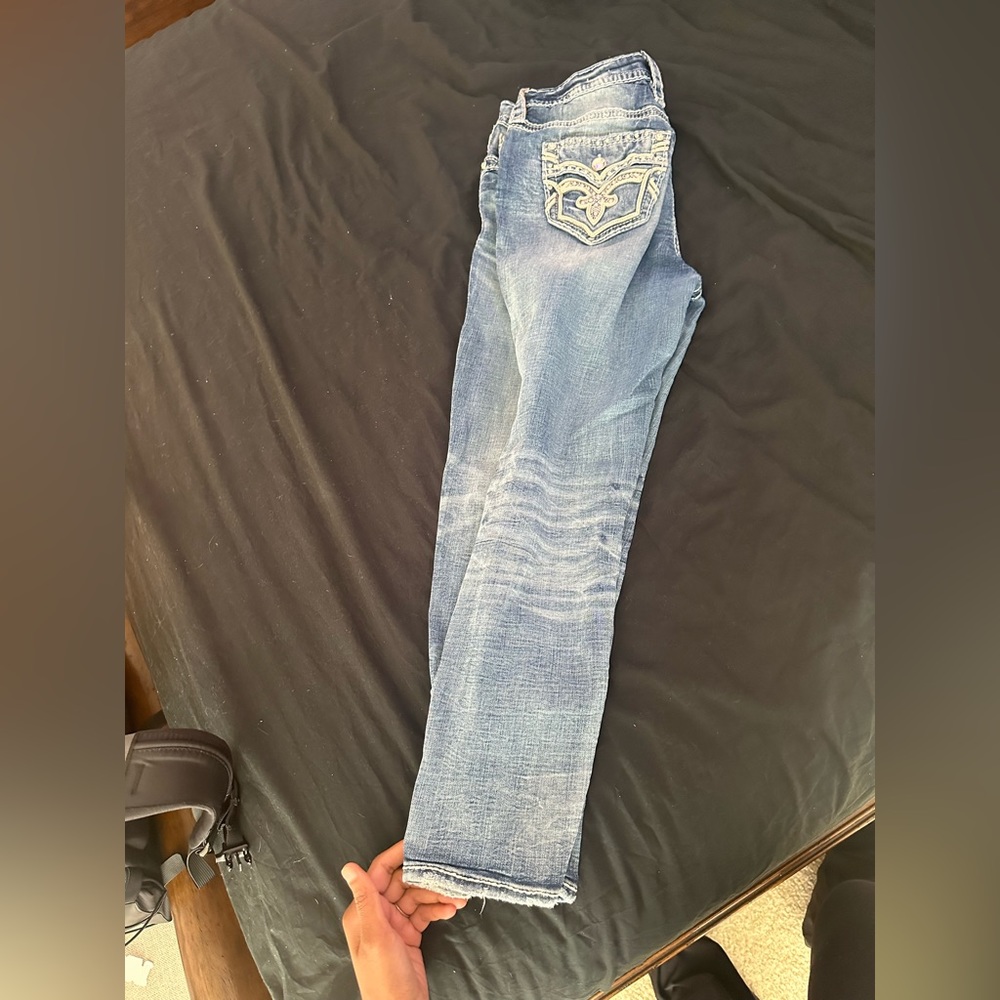 ROCK REVIVAL SIZE 29